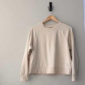 Vuori Long Sleeve Halo Crew in Milkweed Heather Size S